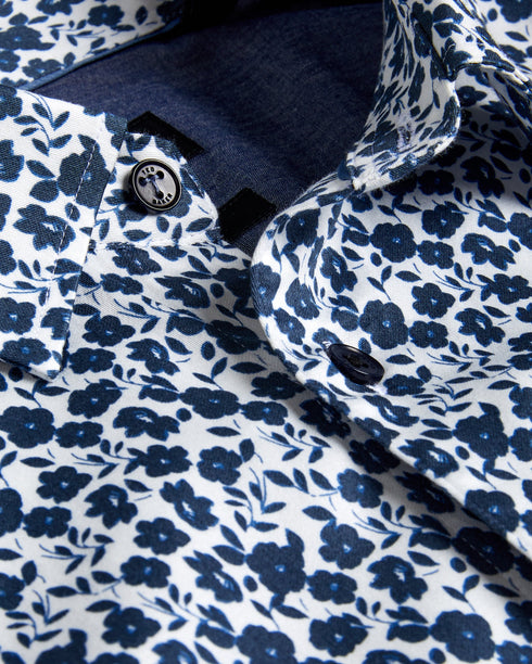 CAPUA-Shirts-Revamp your wardrobe with our CAPUA shirt, crafted from a comfortable cotton blend. This shirt is a must-have, featuring a charming ditsy floral print that adds a playful touch to your look. Button up shirt Cotton blend Ditsy floral print Long sleeved Classic collar- Ted Baker Romania